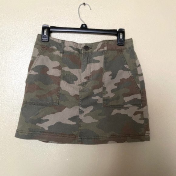 AEROPOSTALE ARMY GREEN CAMO A-LINE MINI SKIRT 6 - Picture 1 of 9